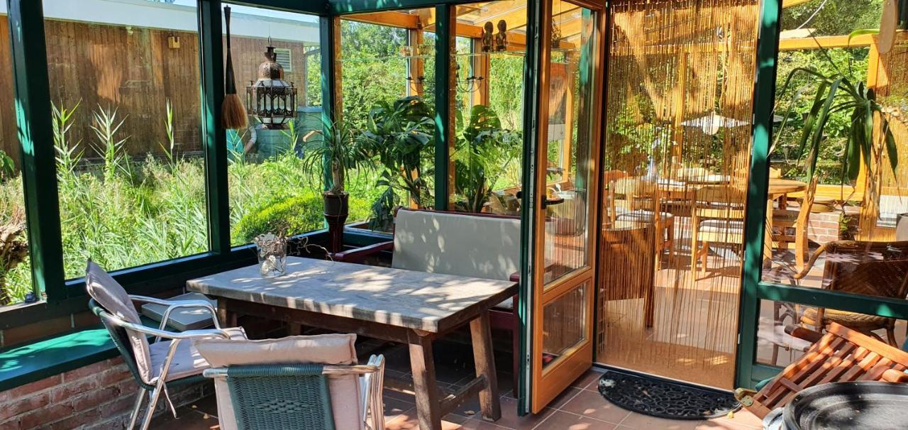 Ferienwohnung Wybo mit Garten Wremen Exterior foto